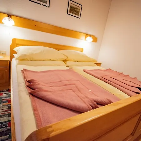 Ferienhauser Paunger * Miesenbach (Styria)