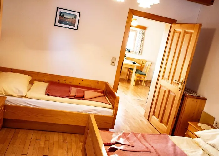 Ferienhaeuser Paunger Miesenbach (Styria)